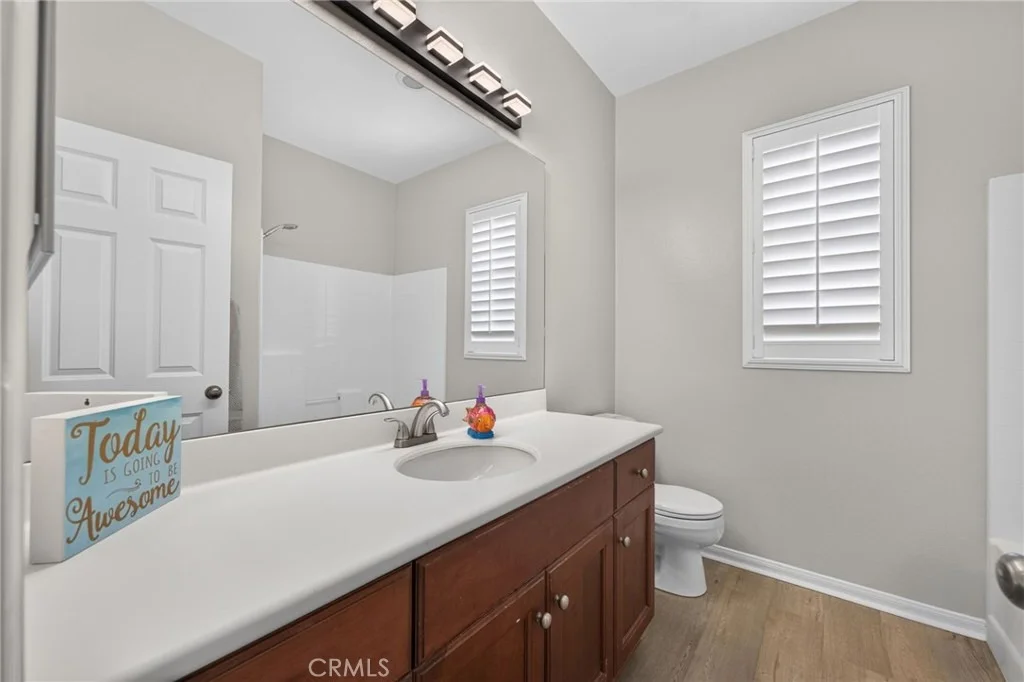 Photo of 2332 Douglaston