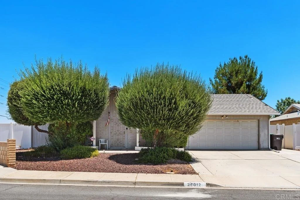 Photo of 27012 Bottlebrush Lane