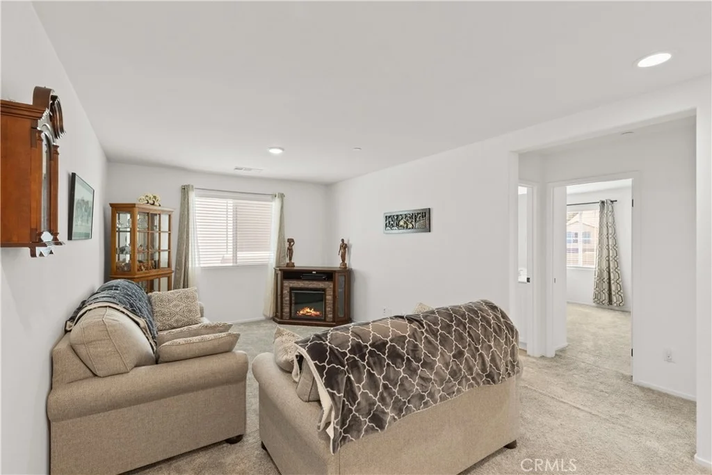 Photo of 214 Knotgrass Street