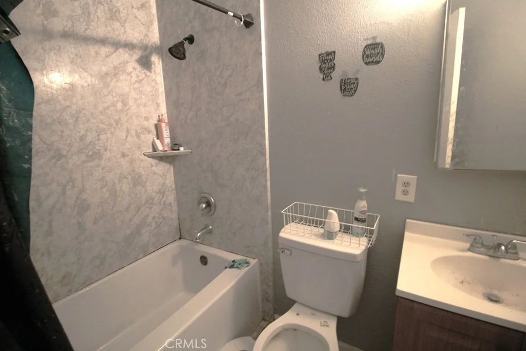 Photo of 610 Chateau
