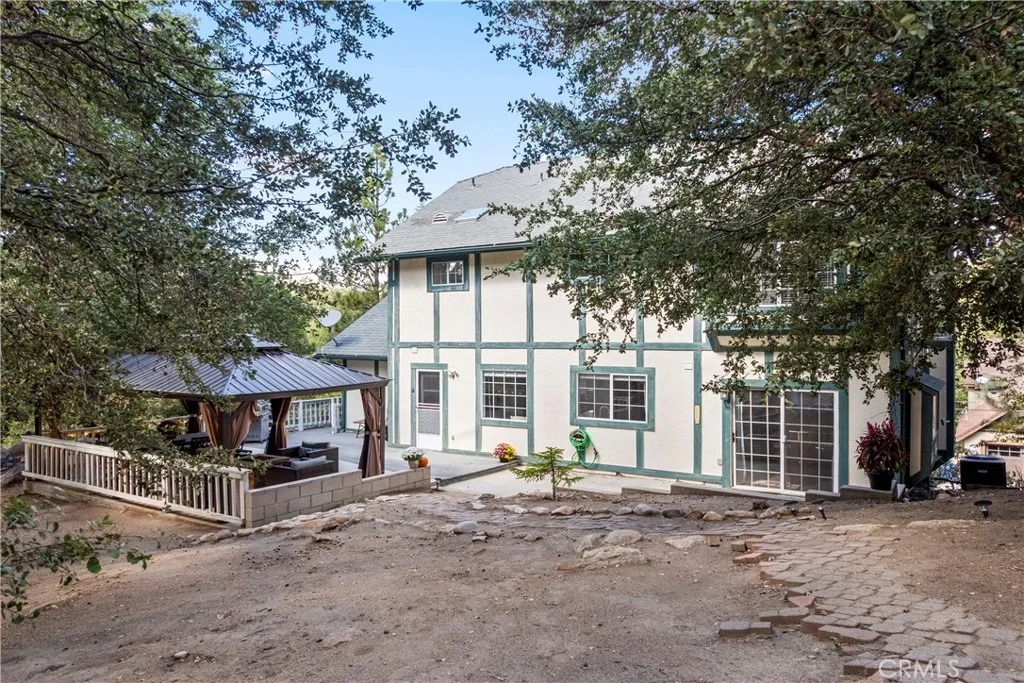 Photo of 955 Teakwood Drive