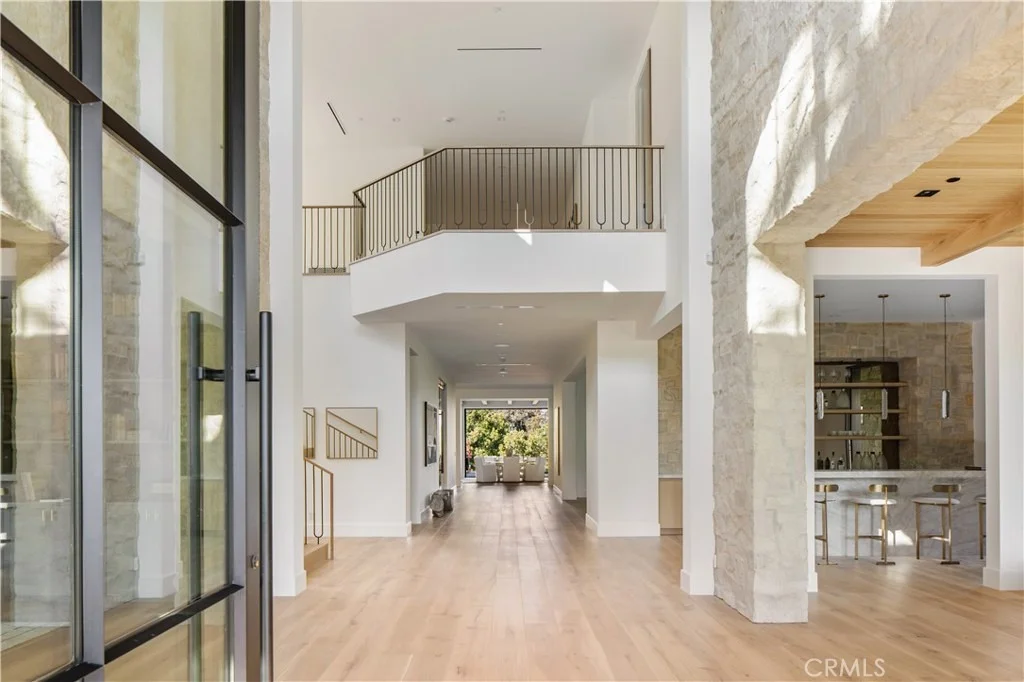 Photo of 24341 ROLLING VIEW Road