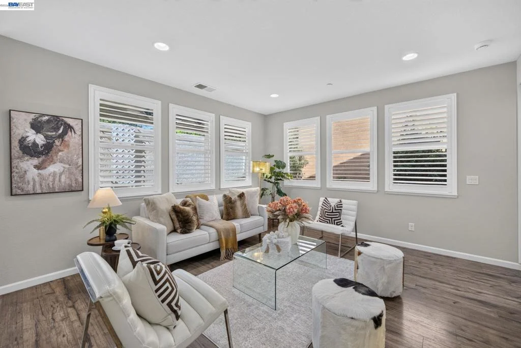 Photo of 304 Misty Cir