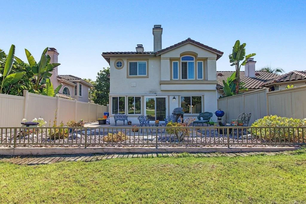 Photo of 1048 Torrey Pines Road