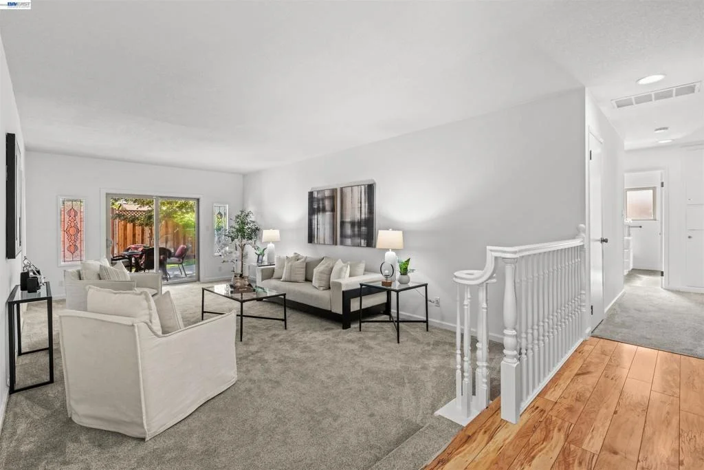 Photo of 4950 Black Ave