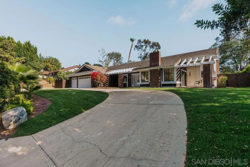 Photo of 1451 Ventana Dr