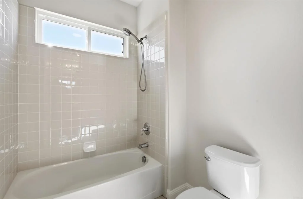 Photo of 1077 Village Drive