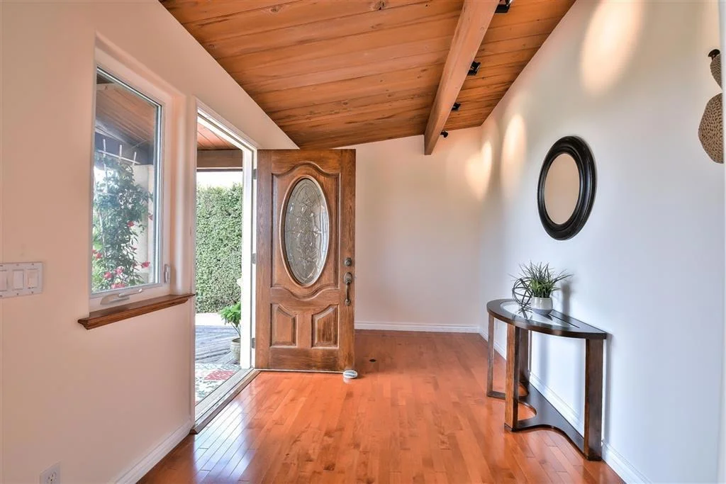 Photo of 1753 Elevado