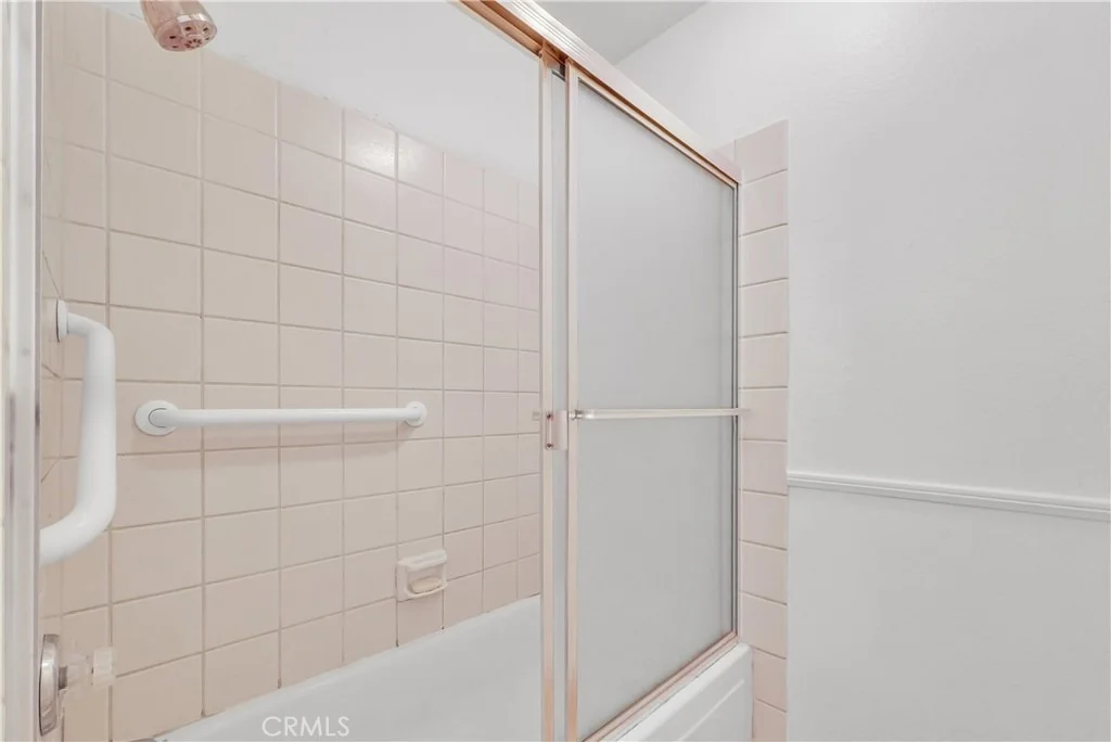 Photo of 451 Corte Rojo