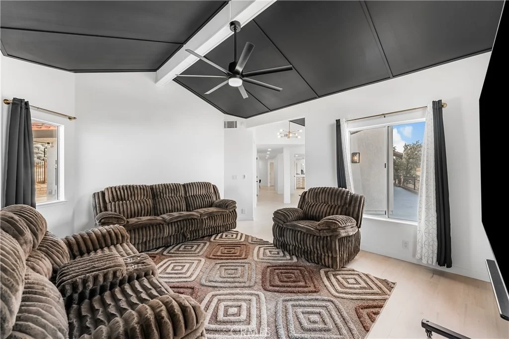 Photo of 6710 Sycamore