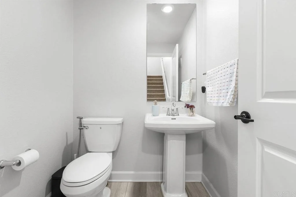 Photo of Unit 1 at 4374 Nautilus Way