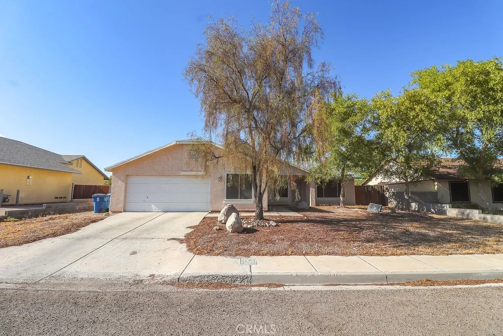 Photo of 1330 Santa Fe Circle