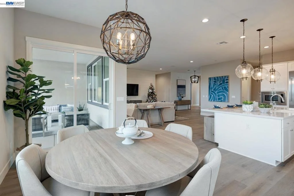 Photo of 1276 Parkcrest Circle