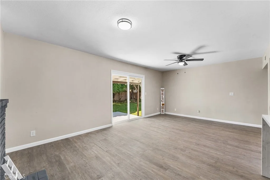 Photo of 1438 W Ivyton Street