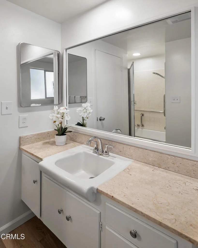 Photo of 3271 New York Drive