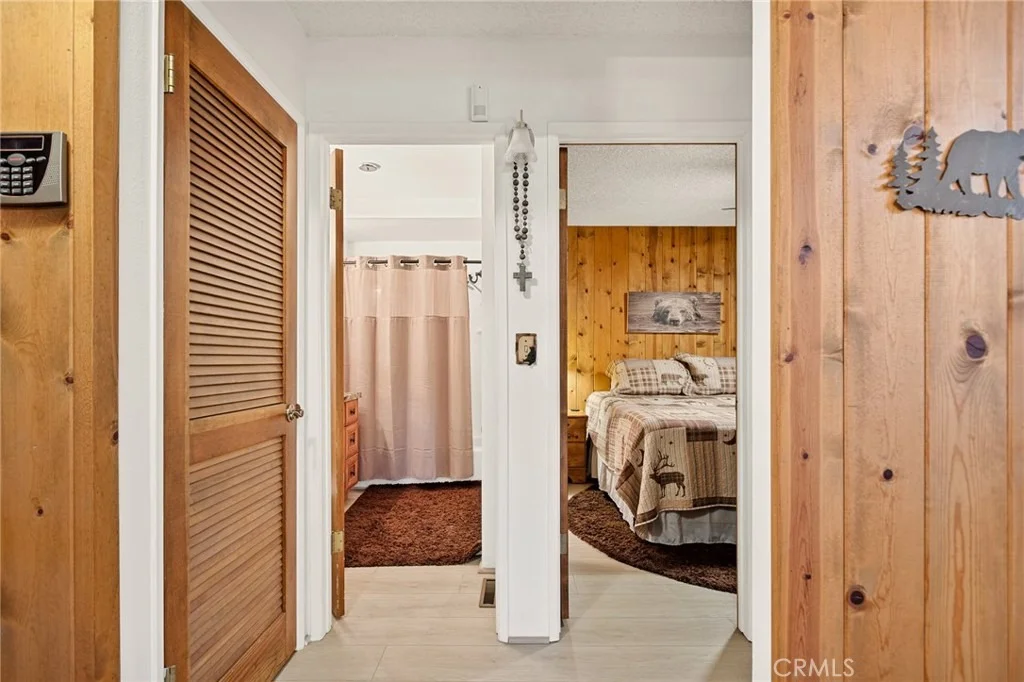 Photo of 824 Oakmont Lane