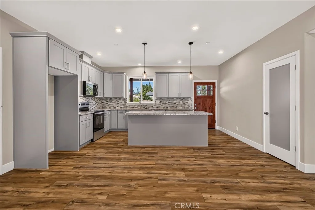 Photo of 1604 Rowyn