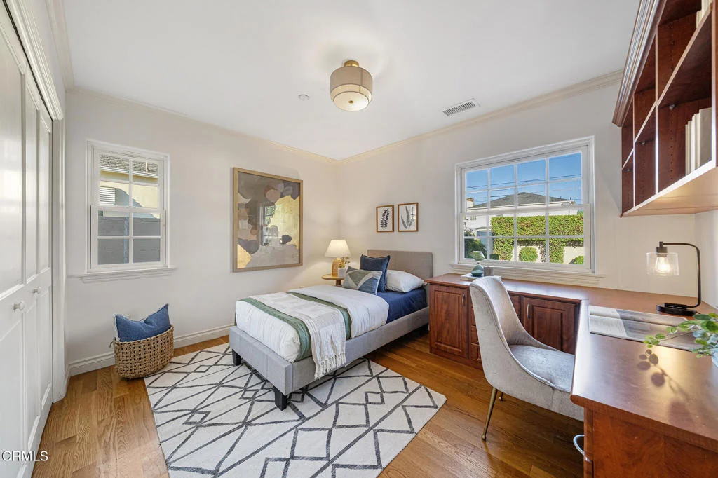 Photo of 528 Dobbins Drive