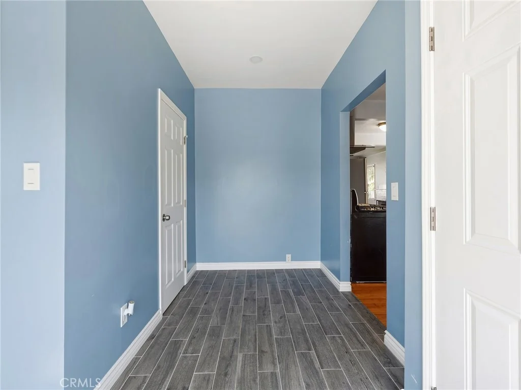 Photo of 8834 Beverly Boulevard