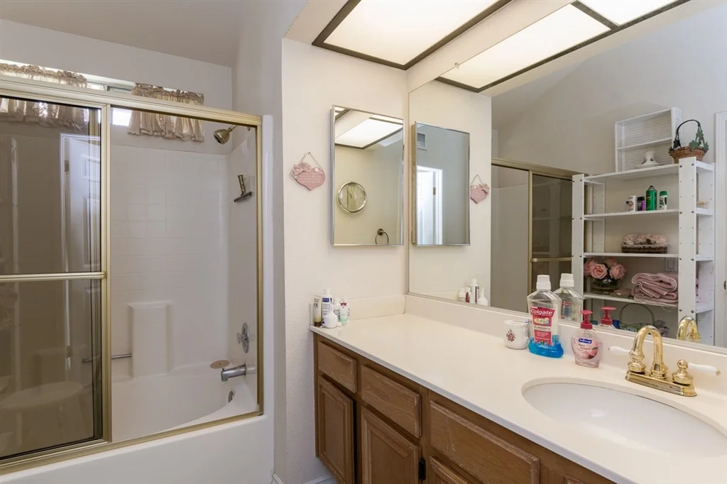 Photo of 8835 Ridgeton Ct