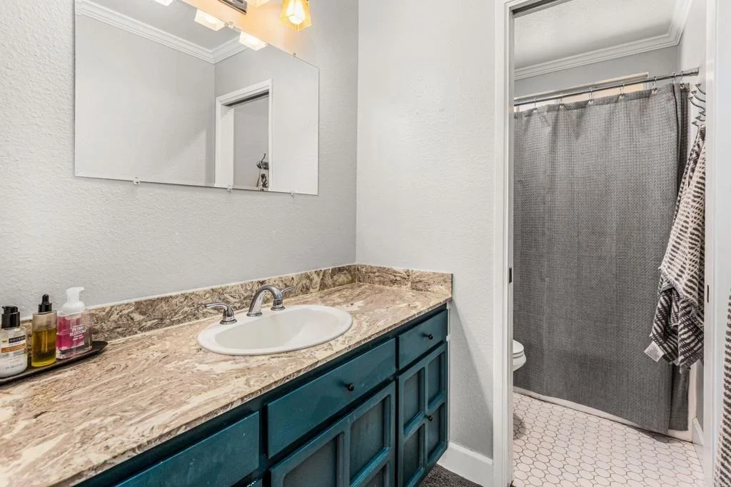 Photo of 8034 Foothill