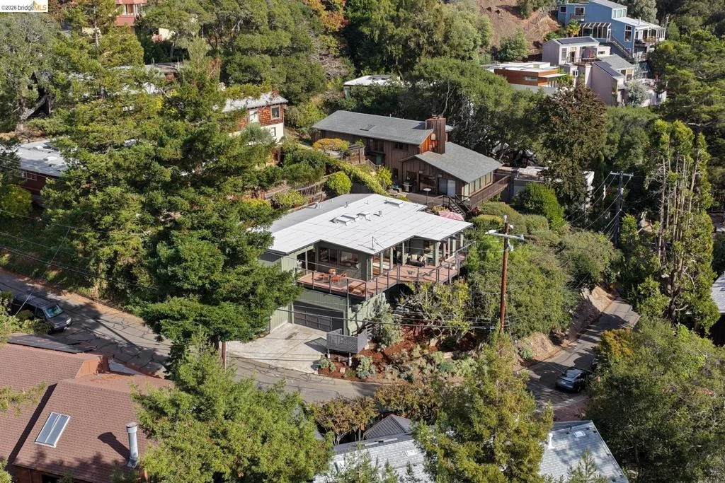 Photo of 2724 Shasta Road