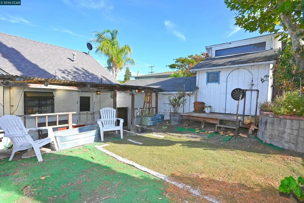 Photo of 1035 Palm Ave