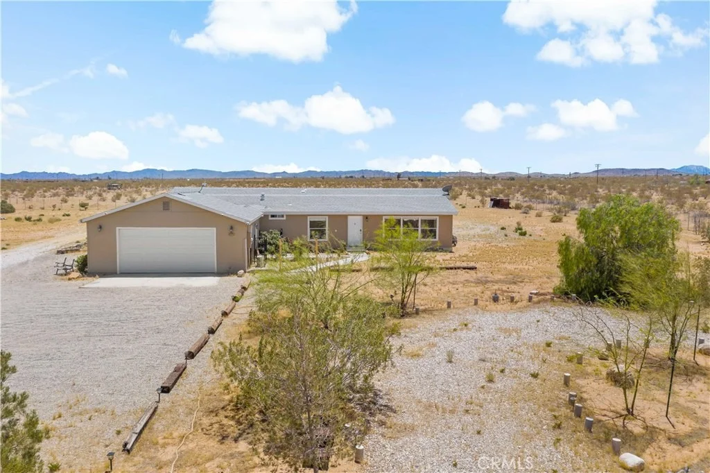 Photo of 61375 Leslie Lane