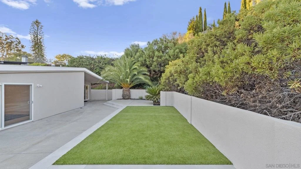 Photo of 4909 Pacifica