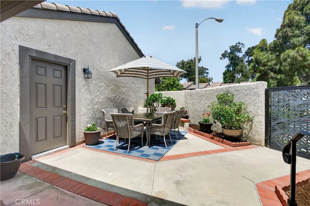 Photo of 8488 Oakstone Circle