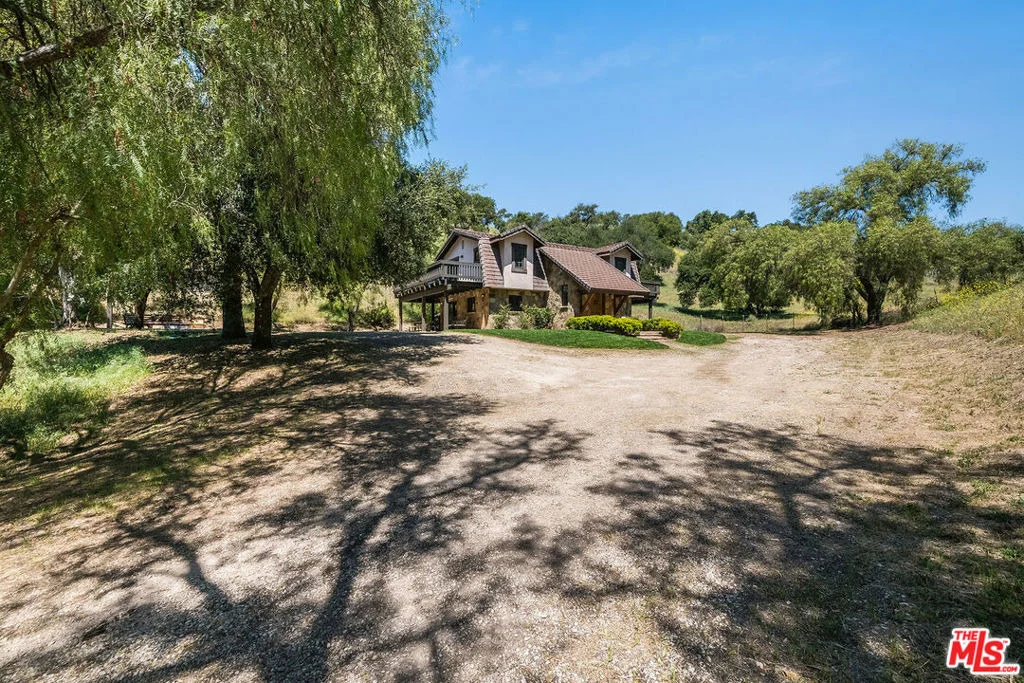 Photo of 3333 & 3349 Long Valley Road