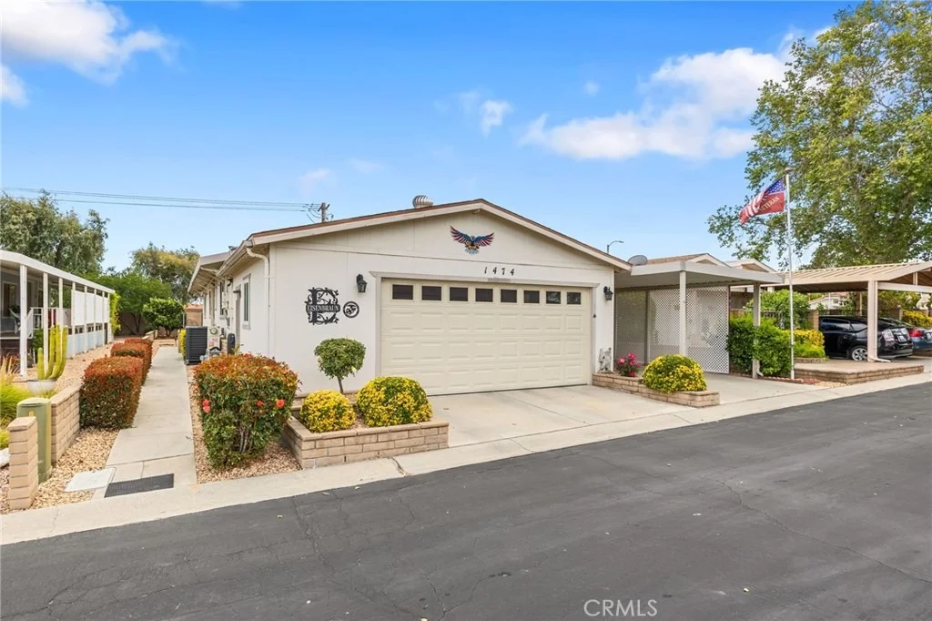Photo of 1474 Bishop Drive