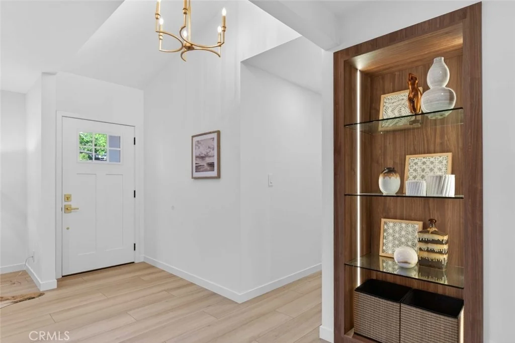 Photo of 6433 Creemore Lane