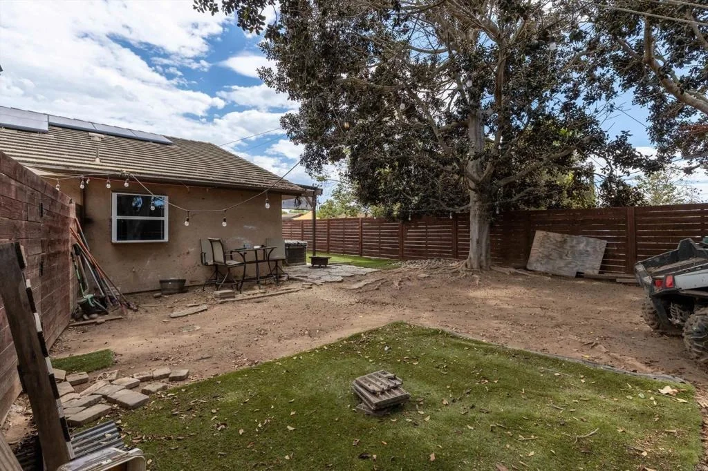 Photo of 157 S Mercedes Road