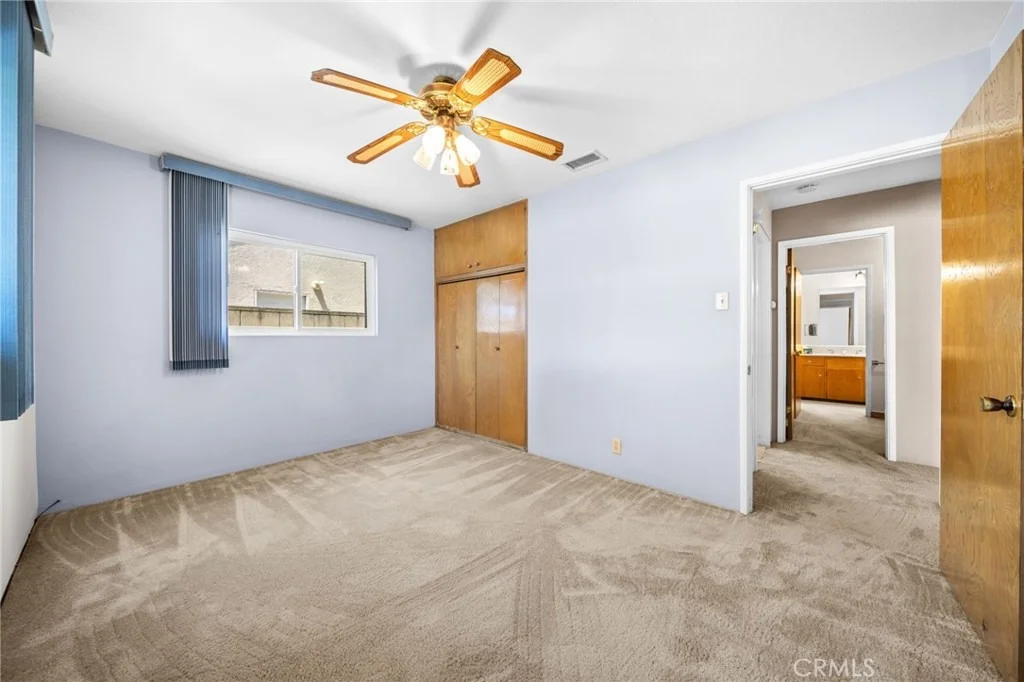 Photo of 5602 Persimmon