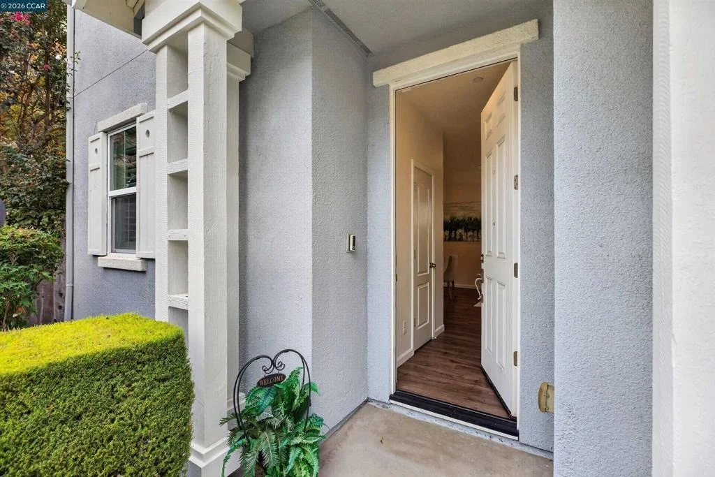Photo of 516 Falling Star Dr