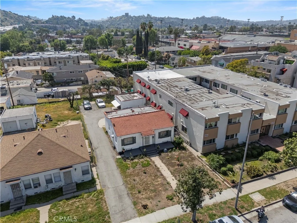 Photo of 1534 E Broadway