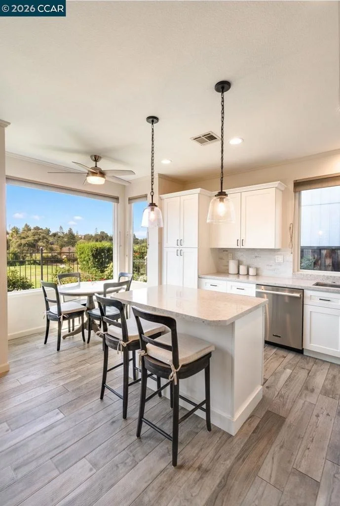 Photo of 1049 Feather Cir