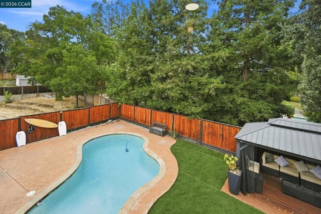 Photo of 4074 Hamlet Ct