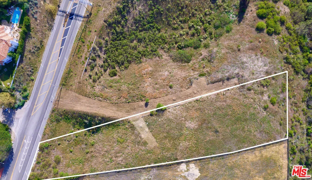 Photo of 5981 Kanan Dume Road