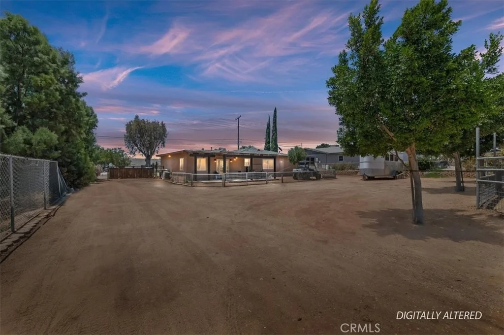 Photo of 3243 Temescal