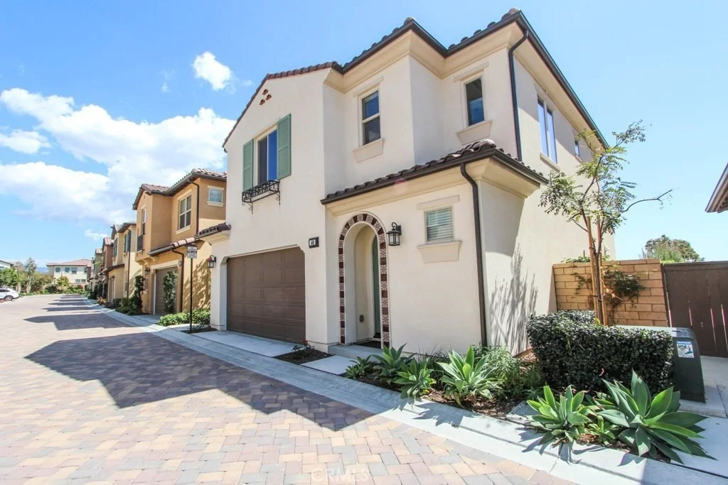Photo of 46 Clover