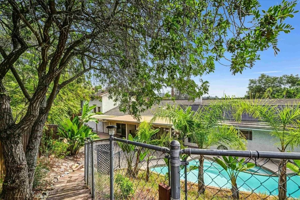 Photo of 3056 Overhill Drive