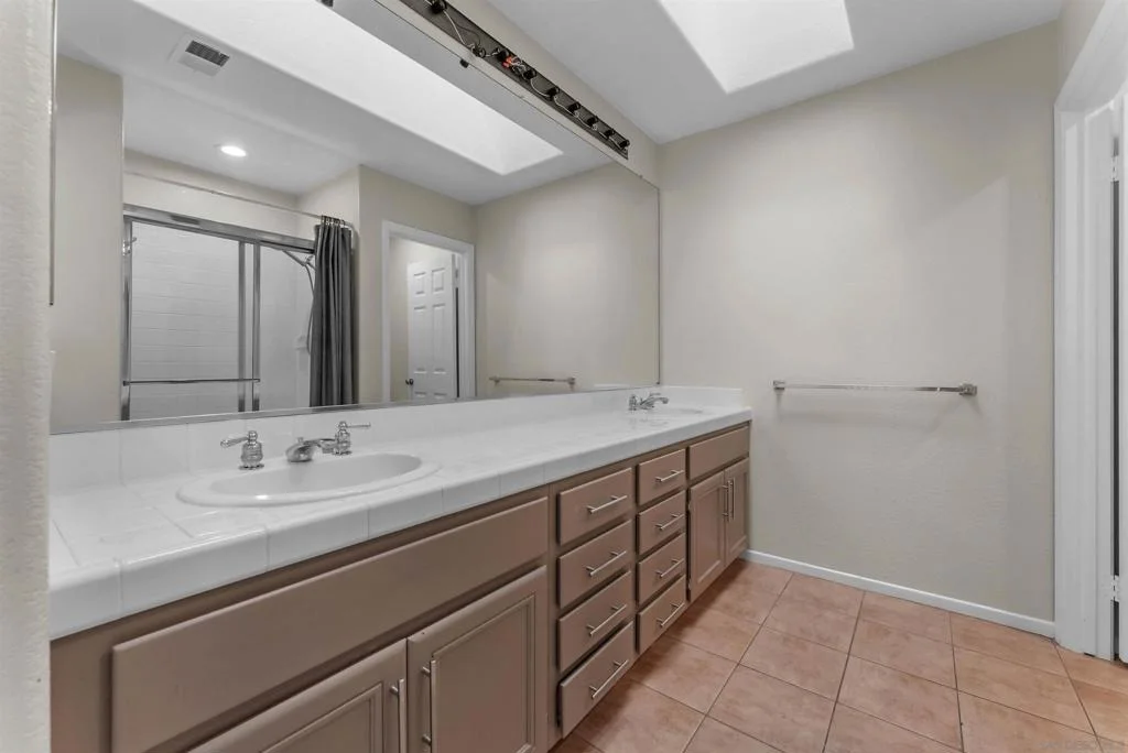 Photo of 2450 Eastridge Loop