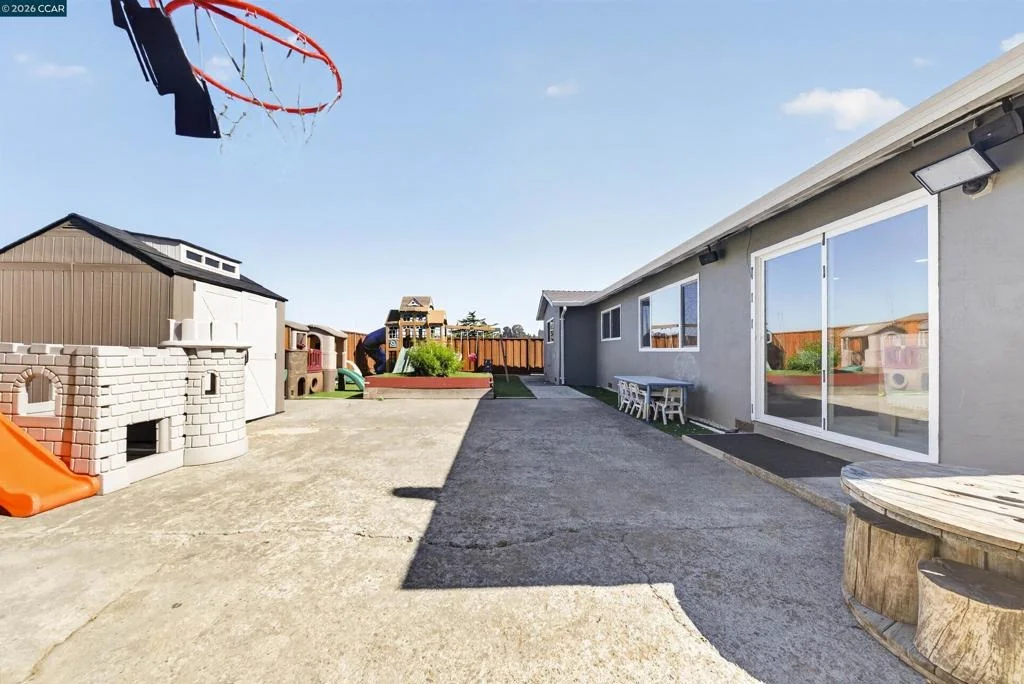 Photo of 2444 Fitzpatrick St
