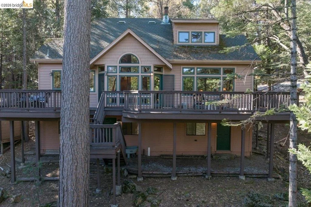 Photo of 23160 Mark Twain Dr