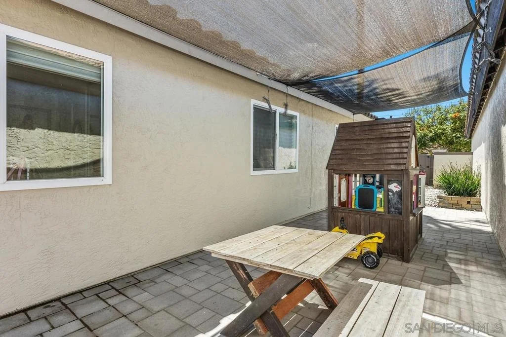 Photo of 4739 Gardenia Street