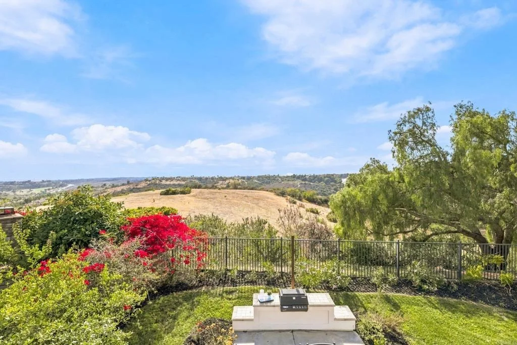 Photo of 6223 Paseo Colina