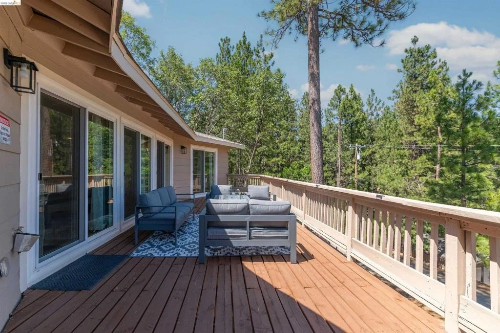 Photo of 23984 Oxbow Ln South