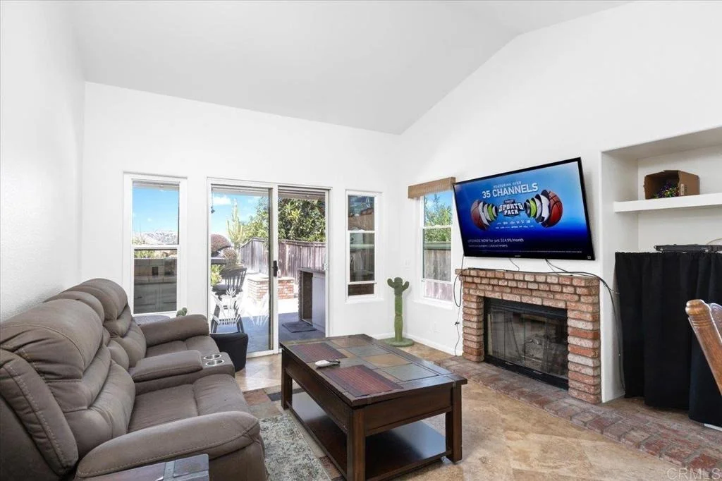 Photo of 878 Rivertree Drive